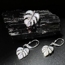 Conjunto Monstera | Plata Esterlina 925 | Madreperla Conjunto Monstera | Plata Esterlina 925 | Madreperla